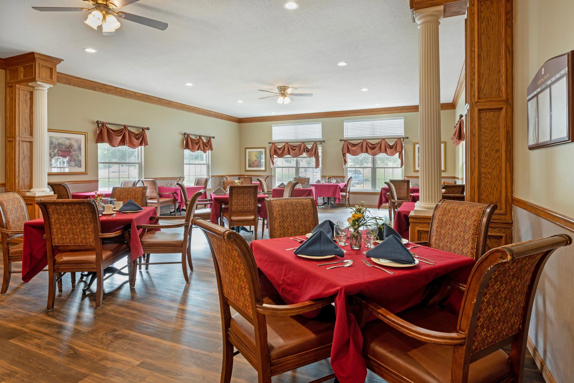 CV_richmond_dining_web dining area